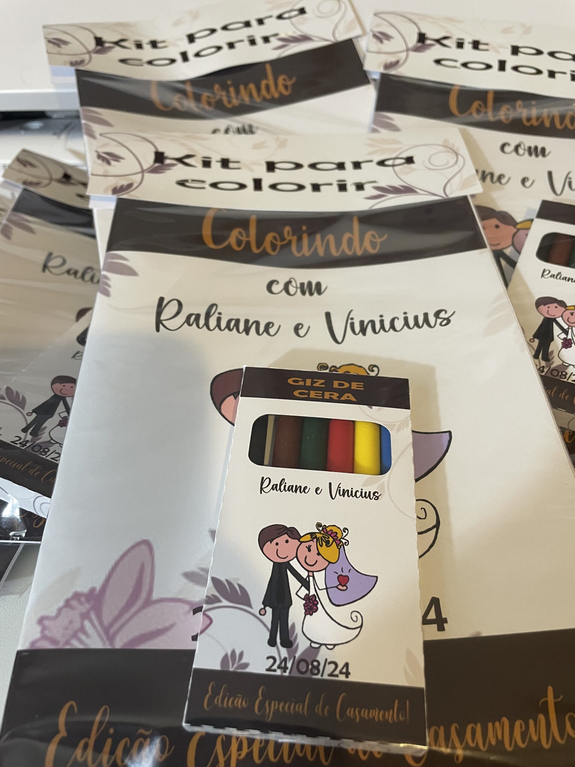 Revista de colorir para casamentos - Imagem 6